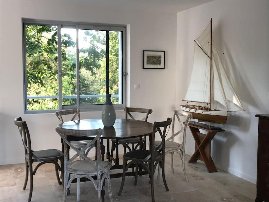 Vue Superbe Sur Tour De La Lanterne T2 Avec Terrasse Remparts 2 Apartment La Rochelle  Exterior photo